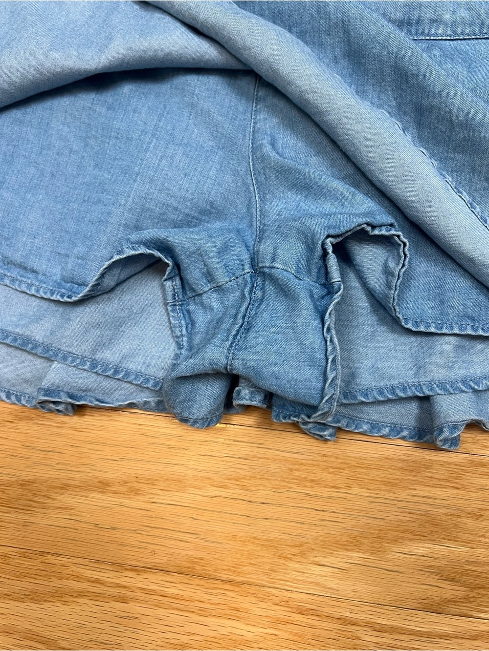 Zara Light Wash Denim Flounce Mini Skort - Picture 4 of 9